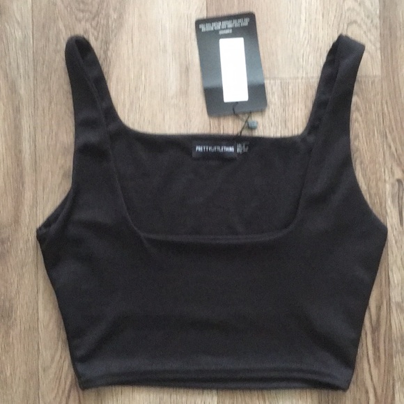 PrettyLittleThing Tops - New with tags PLT crop top size 4 ( small )